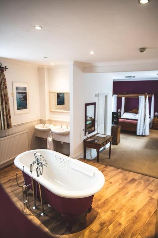 Tyacks Hotel Camborne Ngoại thất bức ảnh